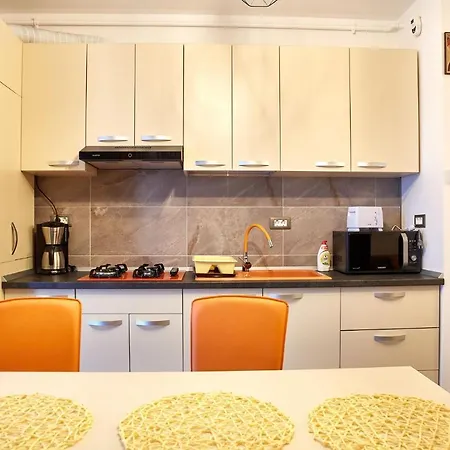 Apartament Amma Beach By Alz Navodari