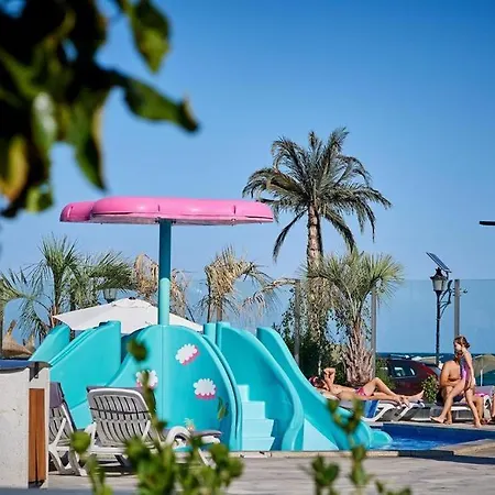 Apartament Amma Beach By Alz 3*